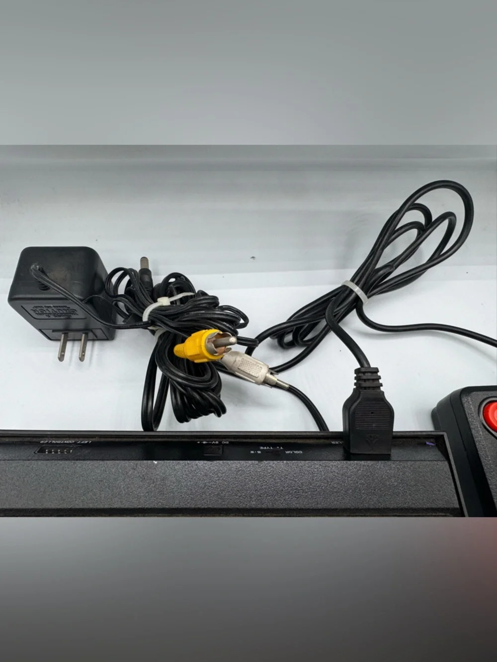 Atari Flashback 2 Game Console with Cords and Controller. Pre-owned.